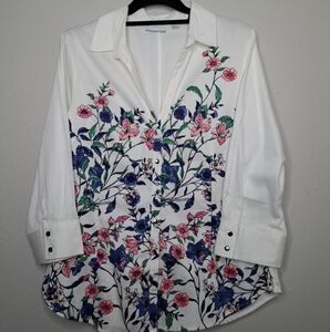 New York & Co Womens Ivory Button-up Shirt Cotaggecore Floral Spring Size Large